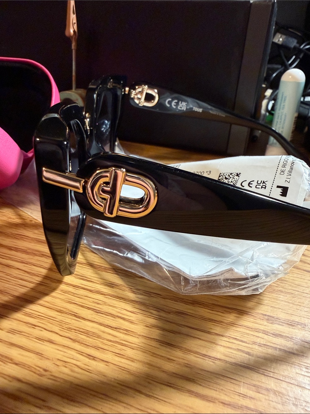 TOUS Black Oversized Square Sunglasses with Gradient Lenses - Picture 8 of 9